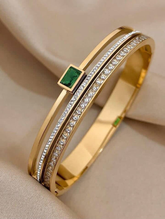 Premium Stainless steel Green drop stone Handcuff❤️‍🔥