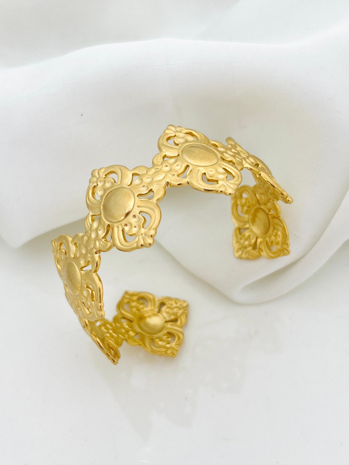 Royal Floral Gold Handcuff