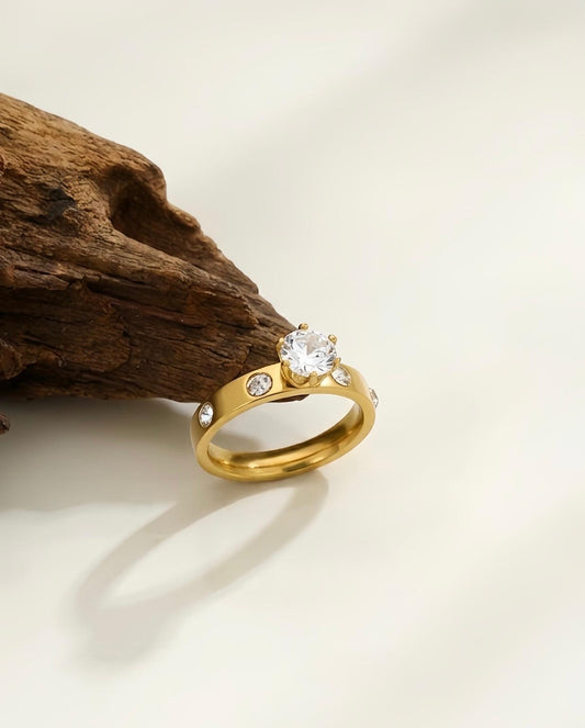 Single Stone sparkling Ring💎