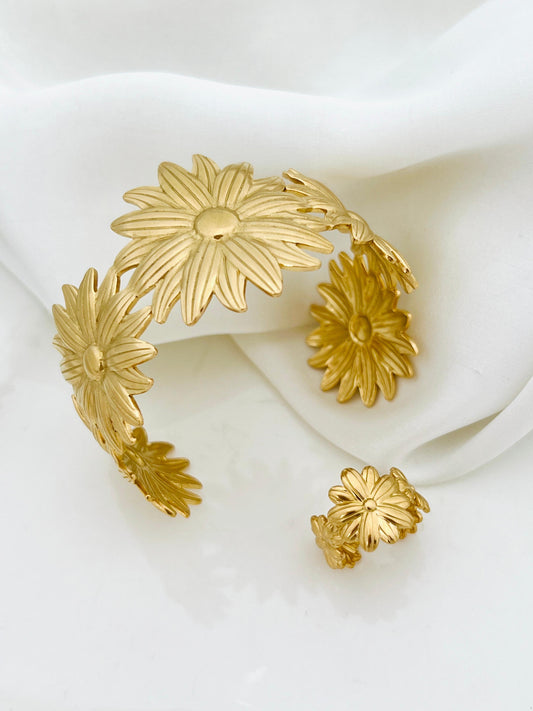 Flower Handcuff with ring
