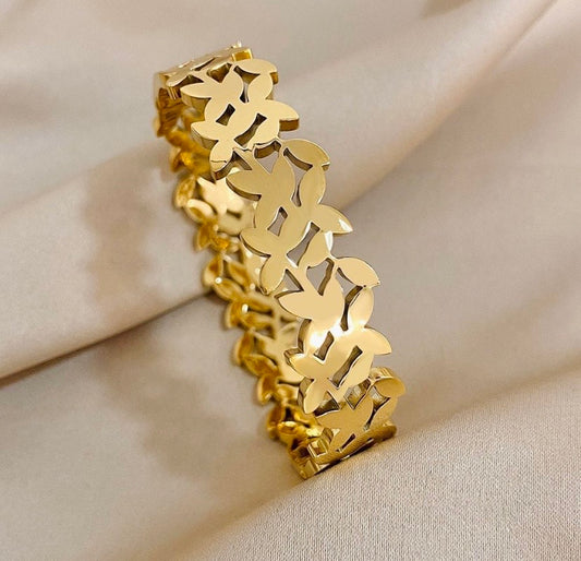 Floral Cutwork Hinged Handcuff Premium Stainless Steel
