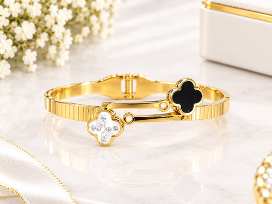 Dual Clover Handcuff❤️‍🔥