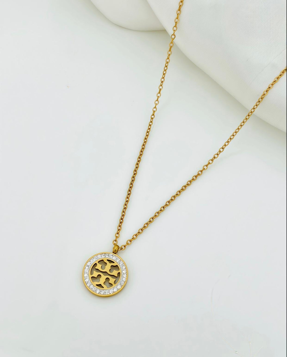 Tory Burch Pendant🌟