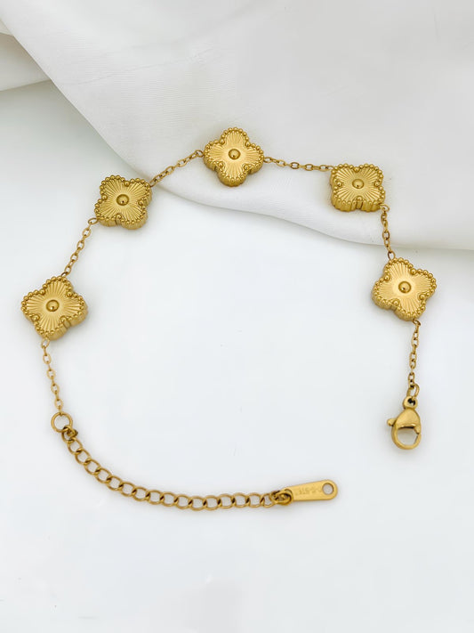 Golden Clover Bracelet🌟