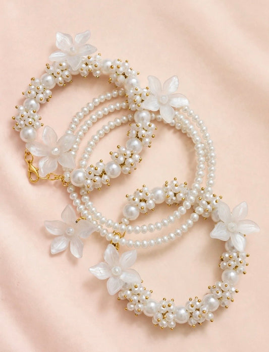 Floral Beaded Bangel Set white🌟