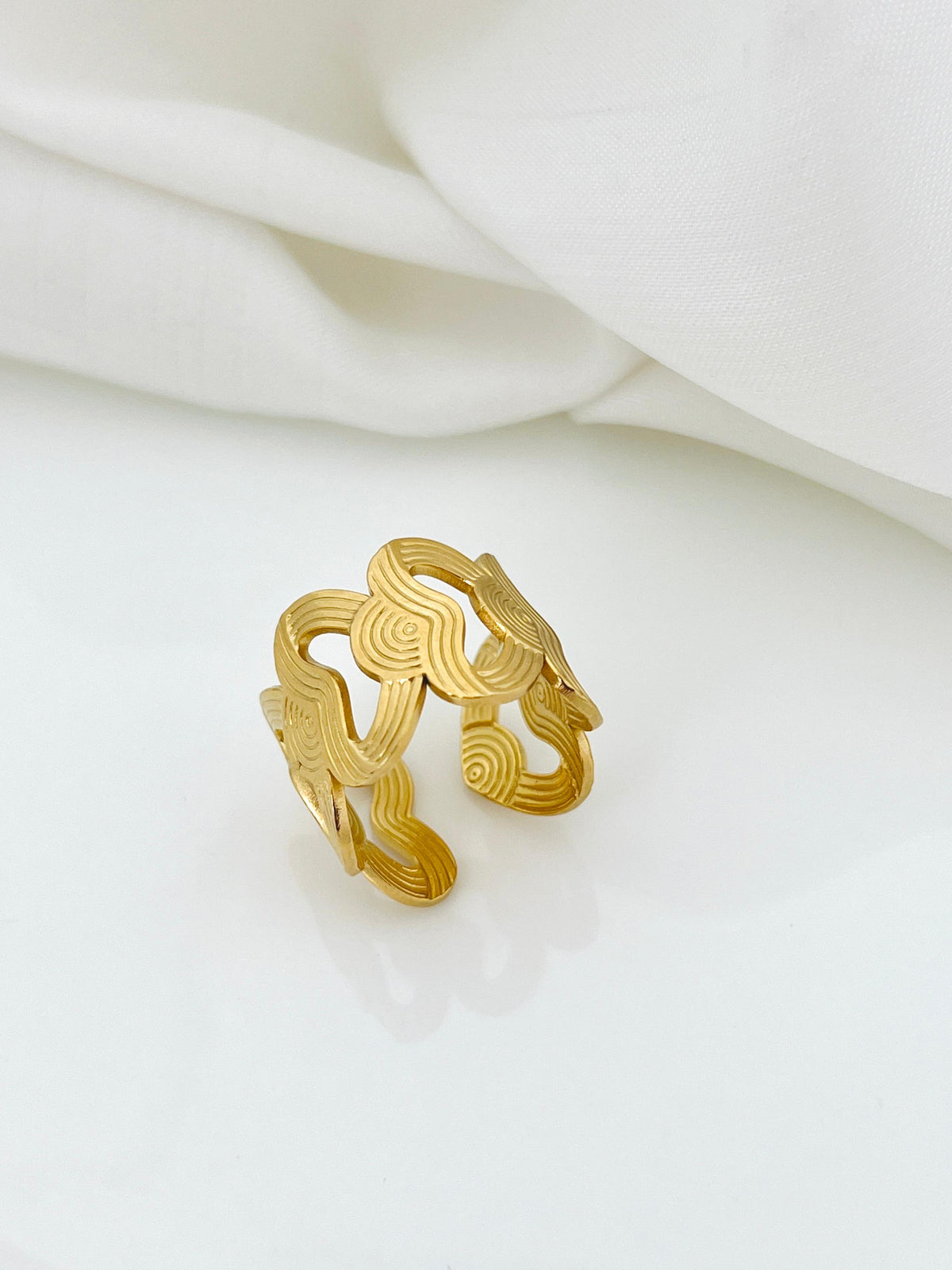 Golden Flower Ring 4🌟