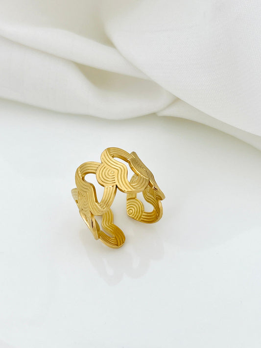 Golden Flower Ring 4🌟